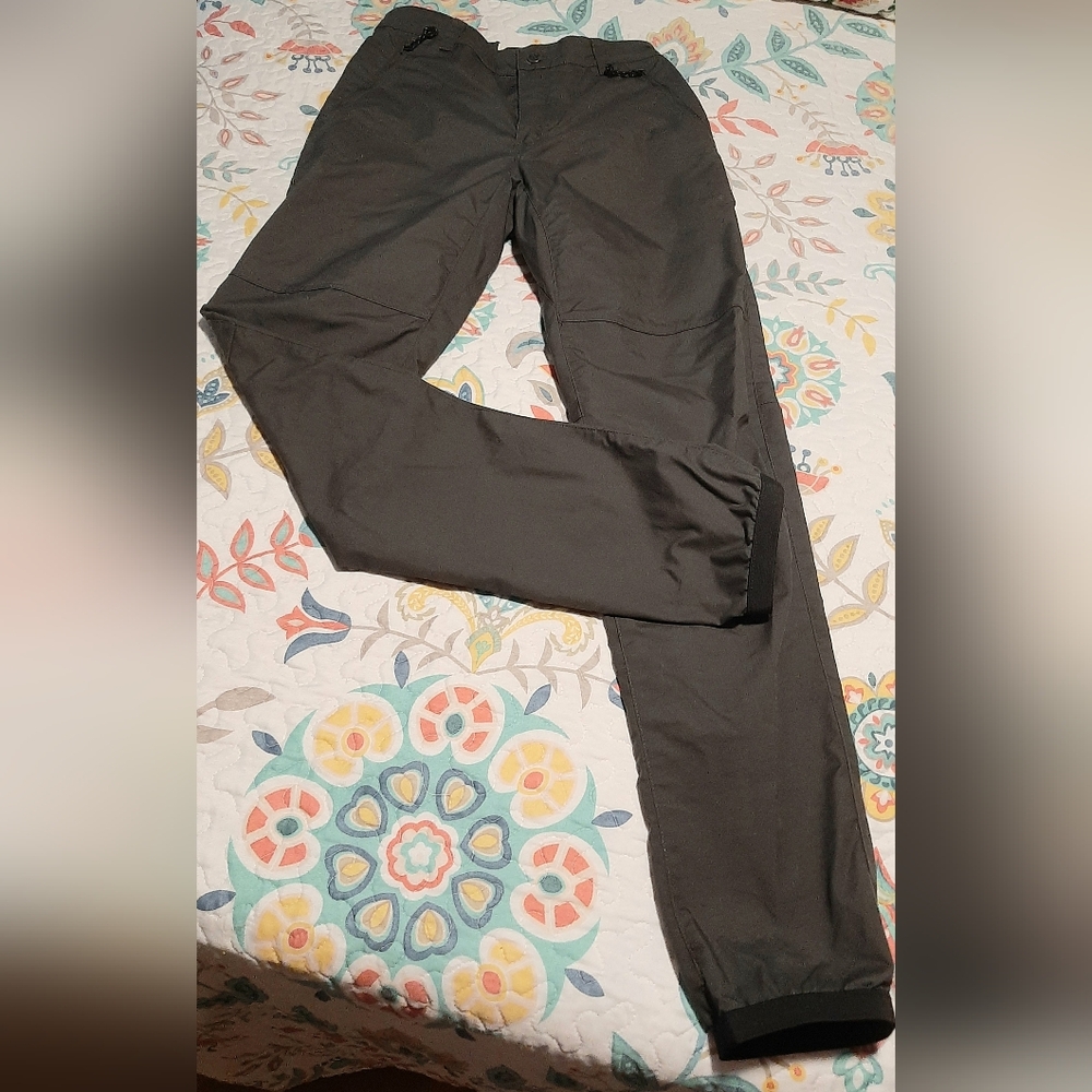 Men's FjallRaven Vardag Trousers EU 44 / US 29 Stone Gray 86666 NWOT